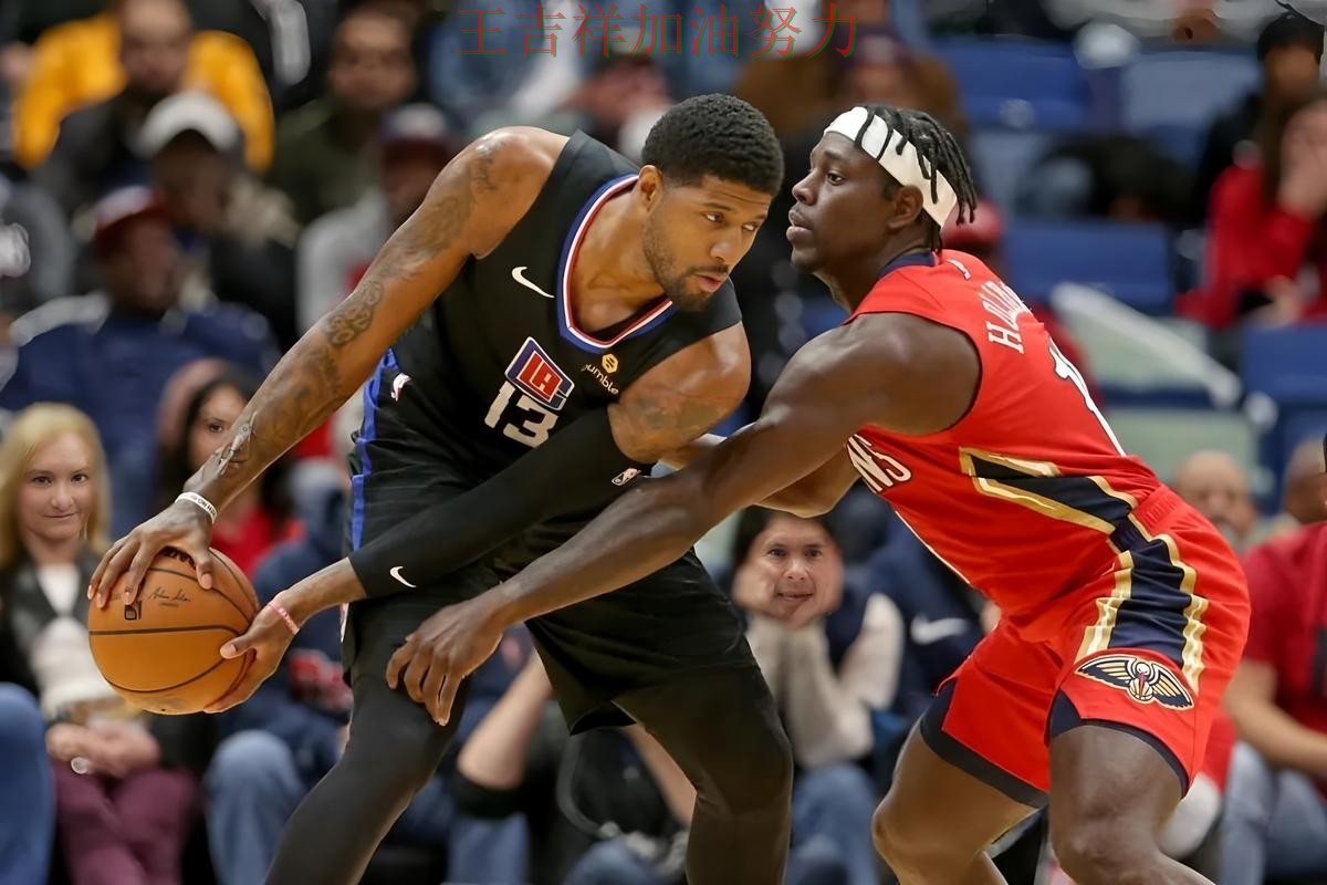 雄鹿在羽毛球公开赛中客场逆转拿下关键三分 引发球迷持续关注